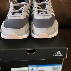 Adidas retrorun
